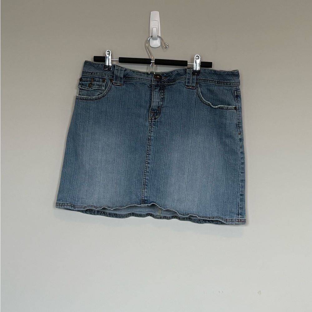 B.U.M. Equipment stretchy denim skirt in size 12